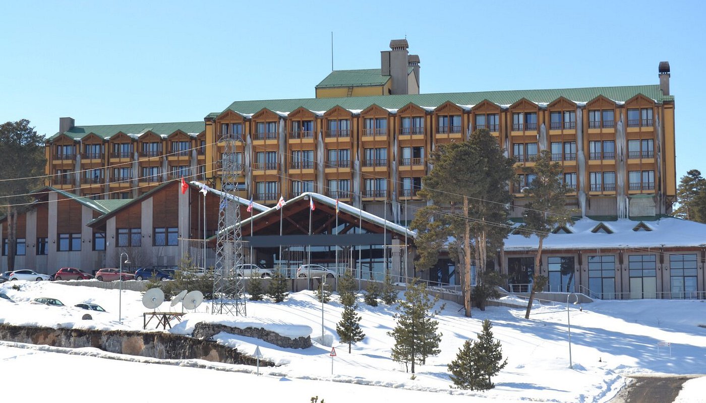 Duja Chalet Ski Center